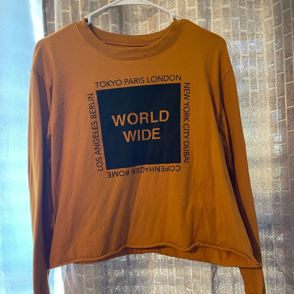 Long Sleeve Crop Shirt